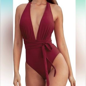 NWT Cupshe plunging v neck one piece with criss cross back
